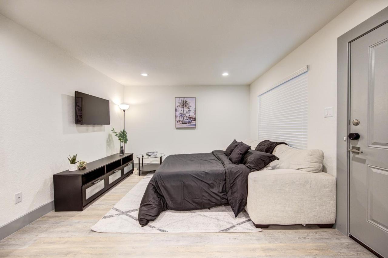 Trendy Midtown Apt, Walk To Shops & Sites, Pets Ok Houston Eksteriør billede