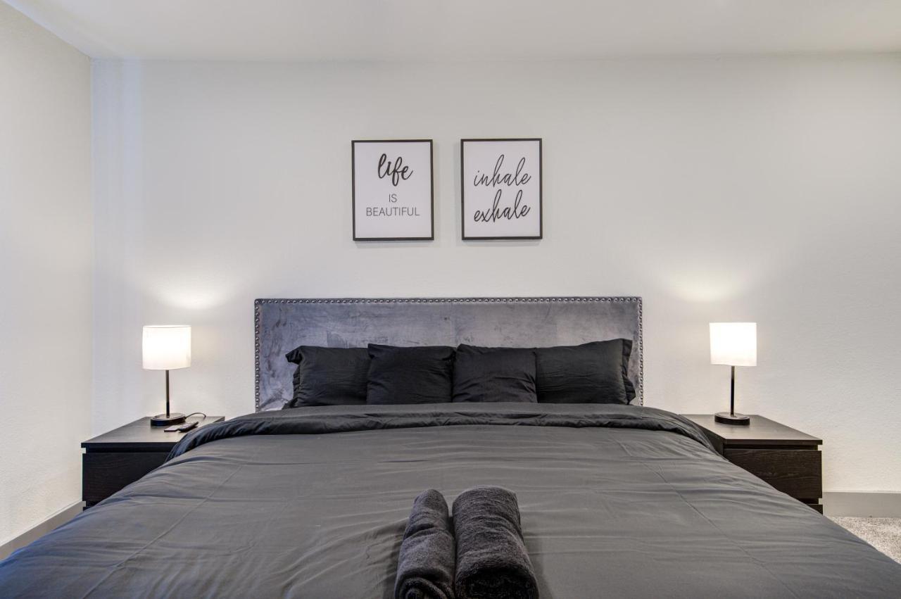 Trendy Midtown Apt, Walk To Shops & Sites, Pets Ok Houston Eksteriør billede