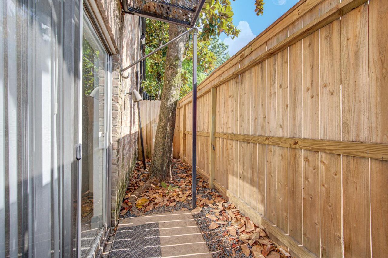 Trendy Midtown Apt, Walk To Shops & Sites, Pets Ok Houston Eksteriør billede