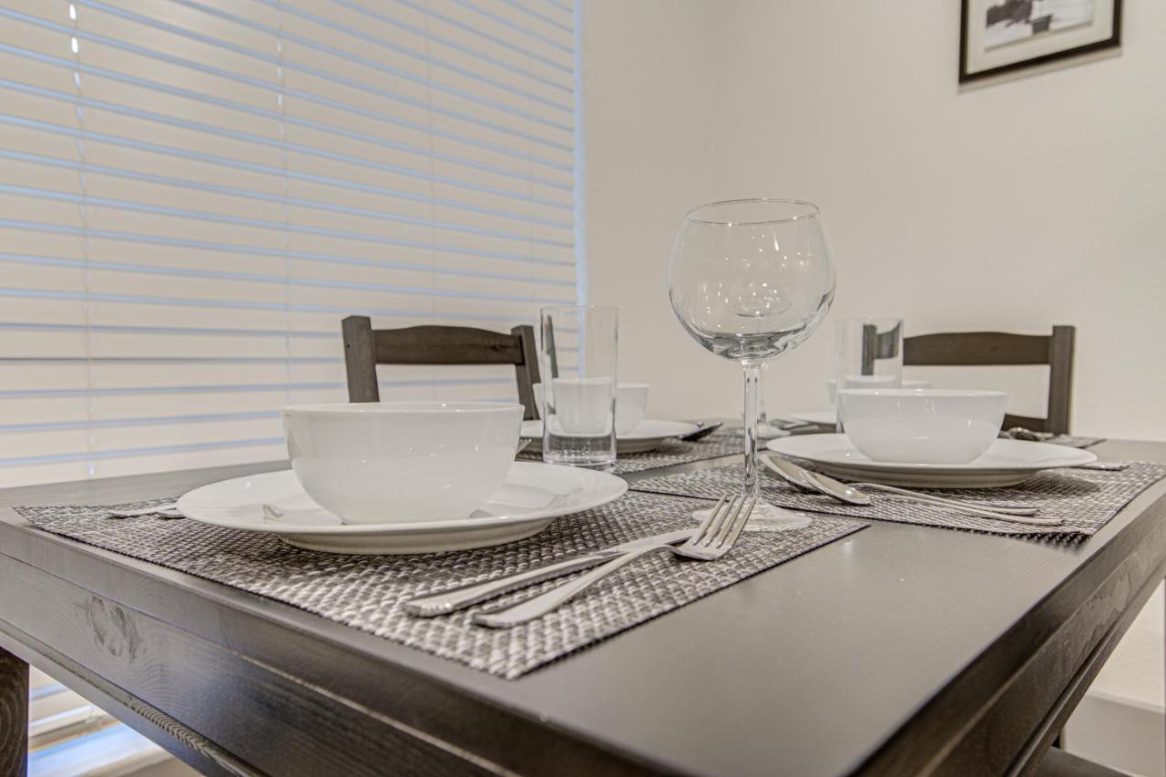 Trendy Midtown Apt, Walk To Shops & Sites, Pets Ok Houston Eksteriør billede