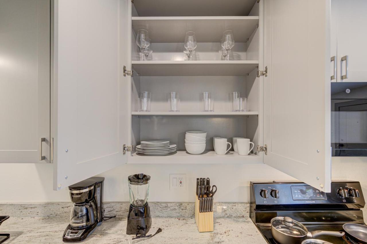 Trendy Midtown Apt, Walk To Shops & Sites, Pets Ok Houston Eksteriør billede