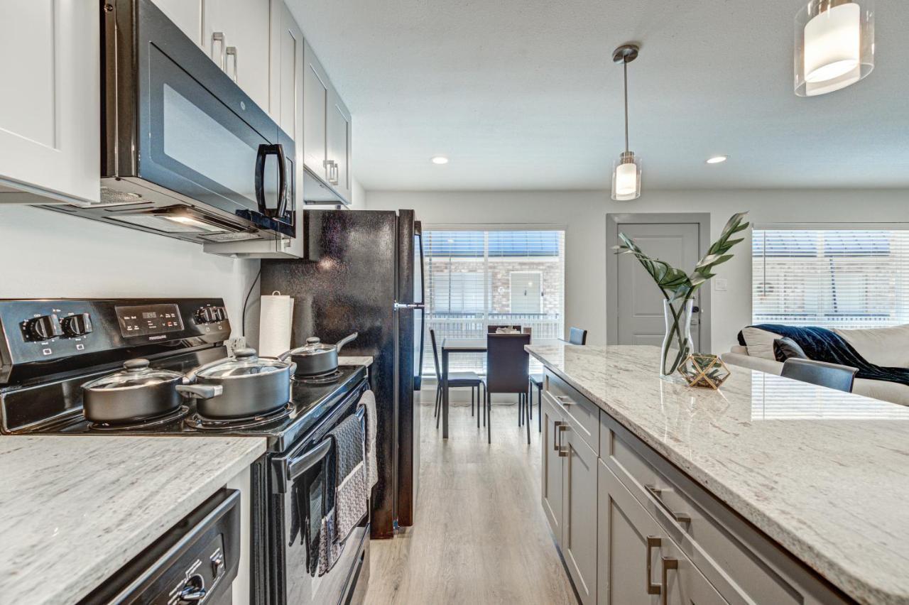 Trendy Midtown Apt, Walk To Shops & Sites, Pets Ok Houston Eksteriør billede