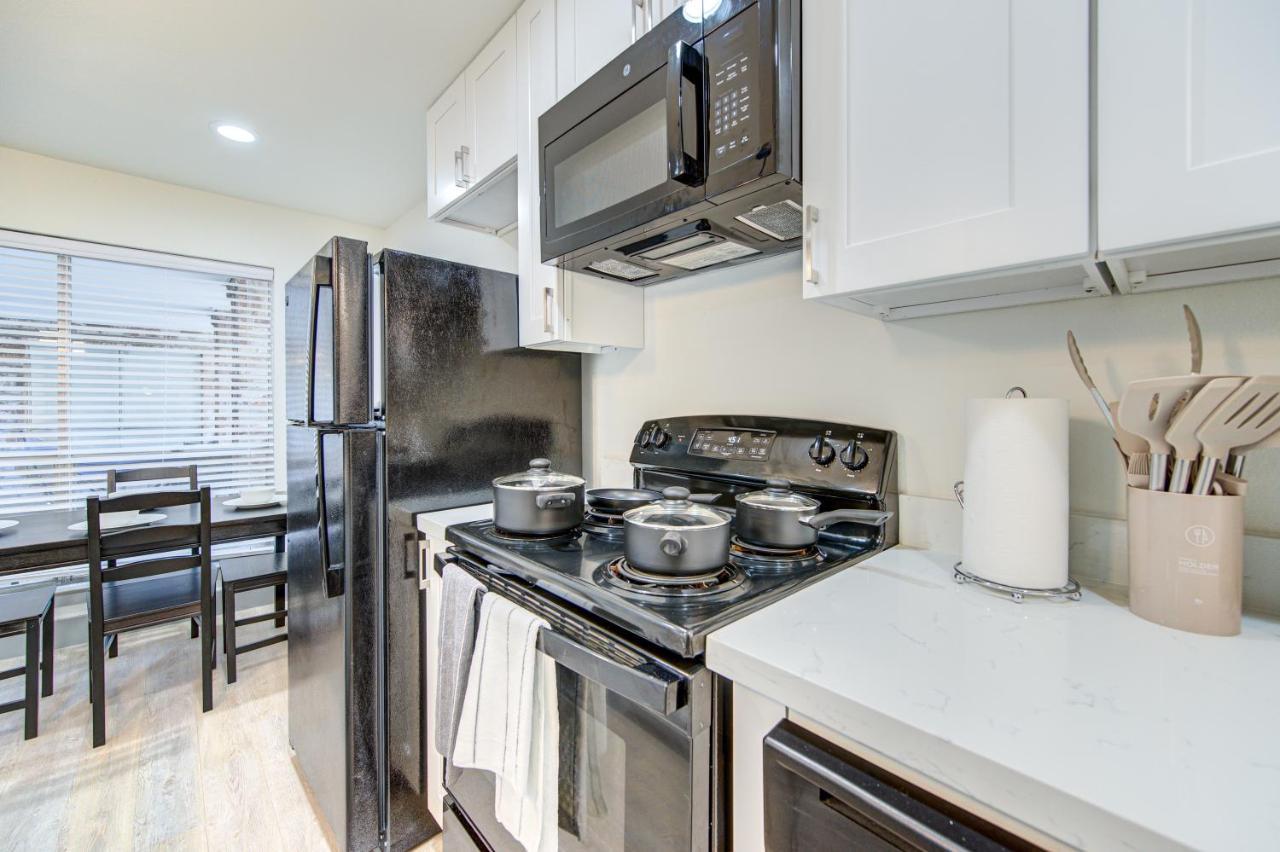 Trendy Midtown Apt, Walk To Shops & Sites, Pets Ok Houston Eksteriør billede